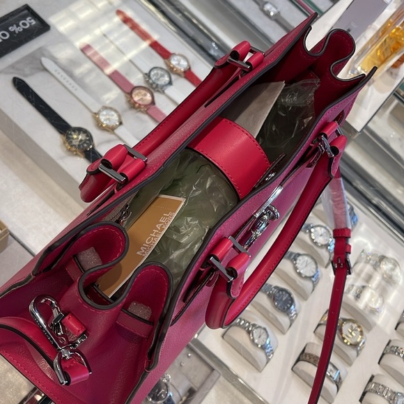 MICHAEL KORS HAMILTON MEDIUM SATCHEL 
 COLOR: Electric Pink 
NWT - Picture 16 of 16